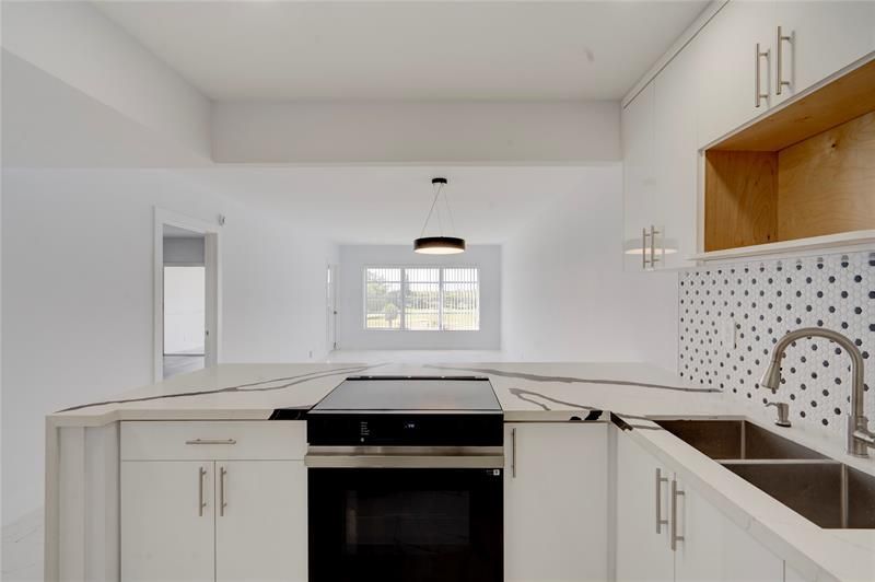 3050 N Palm Aire Drive, Unit 505, Pompano Beach, FL 33069 Photo