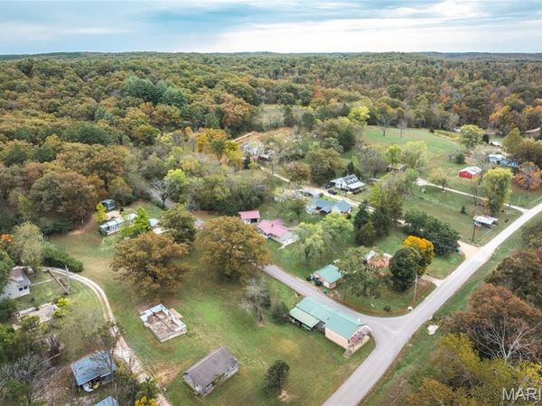 39 Vaughan Avenue, Cook Station, MO 65449