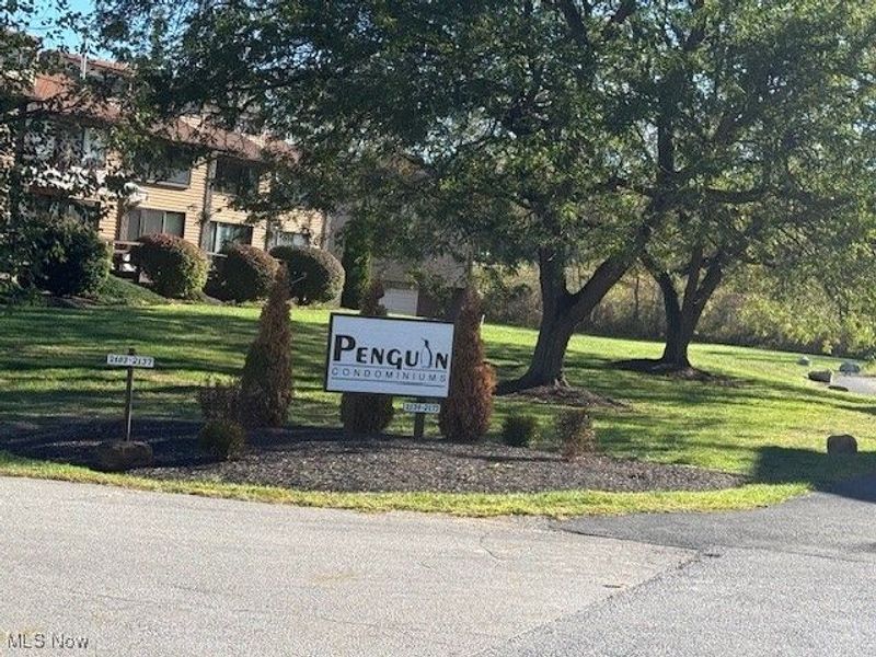 2069 Penguin Avenue, Akron, OH 44319 Photo 1