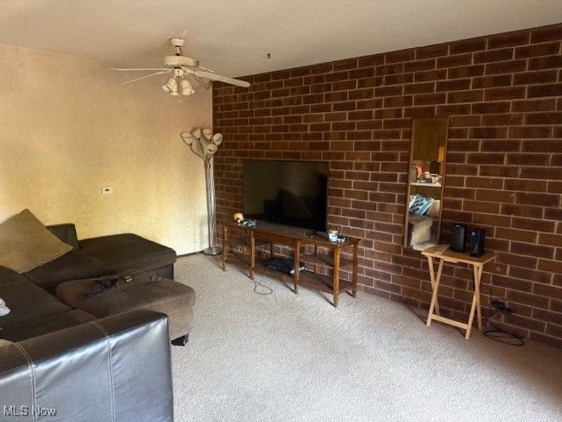 2069 Penguin Avenue, Akron, OH 44319 Photo 7