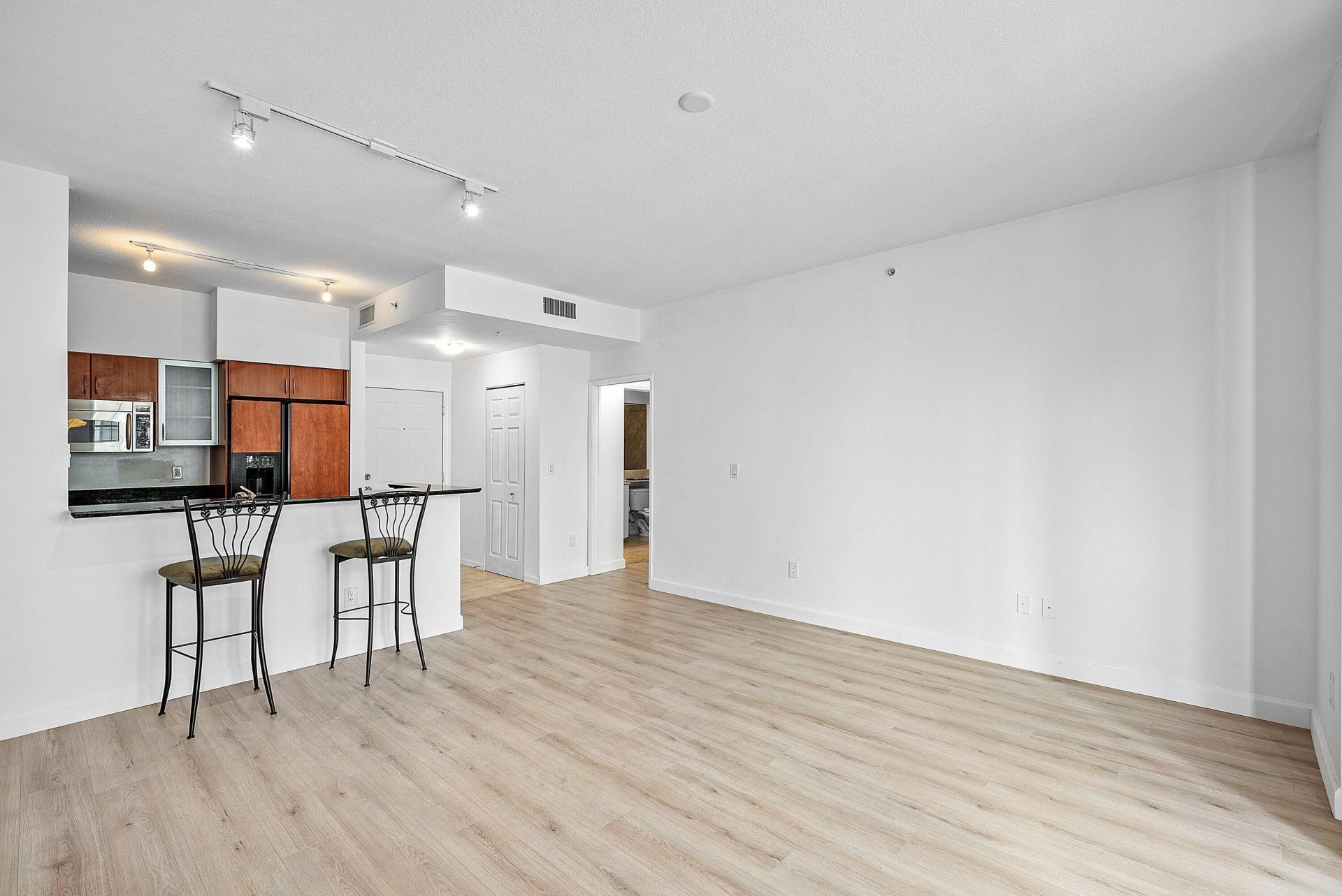 233 S Federal Highway, Unit 404, Boca Raton, FL 33432 Photo