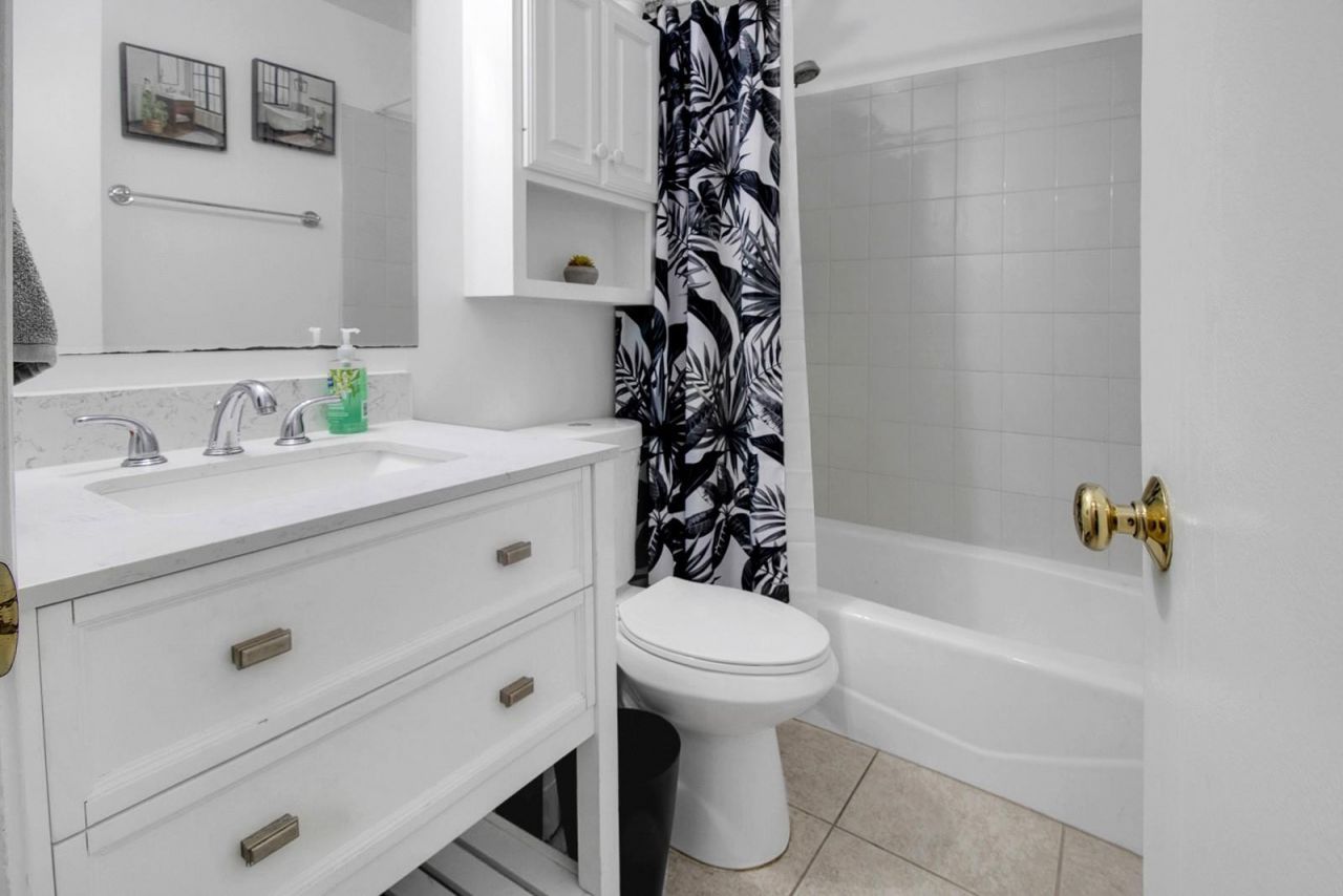 2440 NW 98th Lane, Coral Springs, FL 33065 Photo