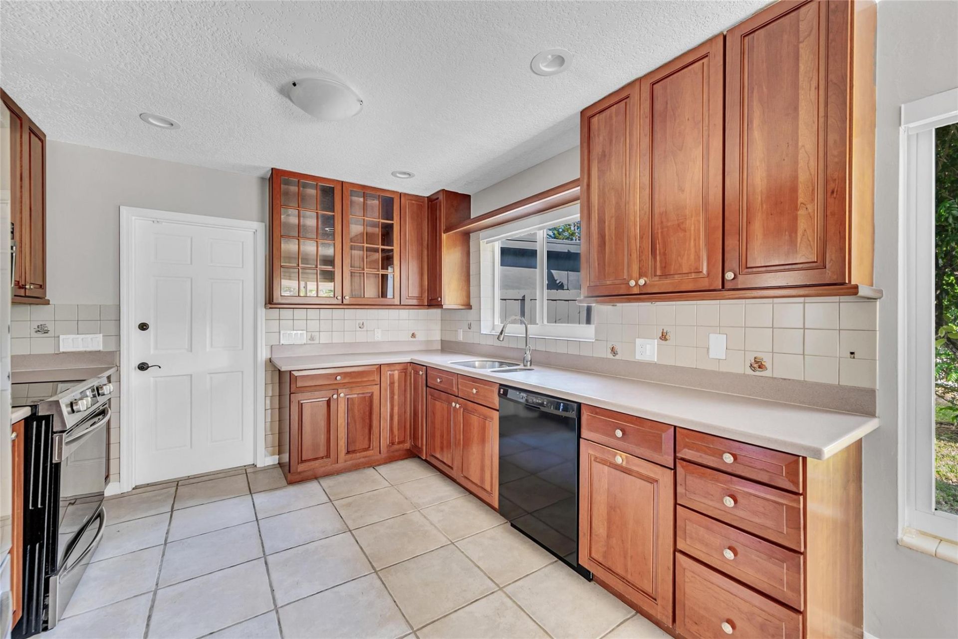 2100 Manatee Drive, Fort Lauderdale, FL 33316 Photo