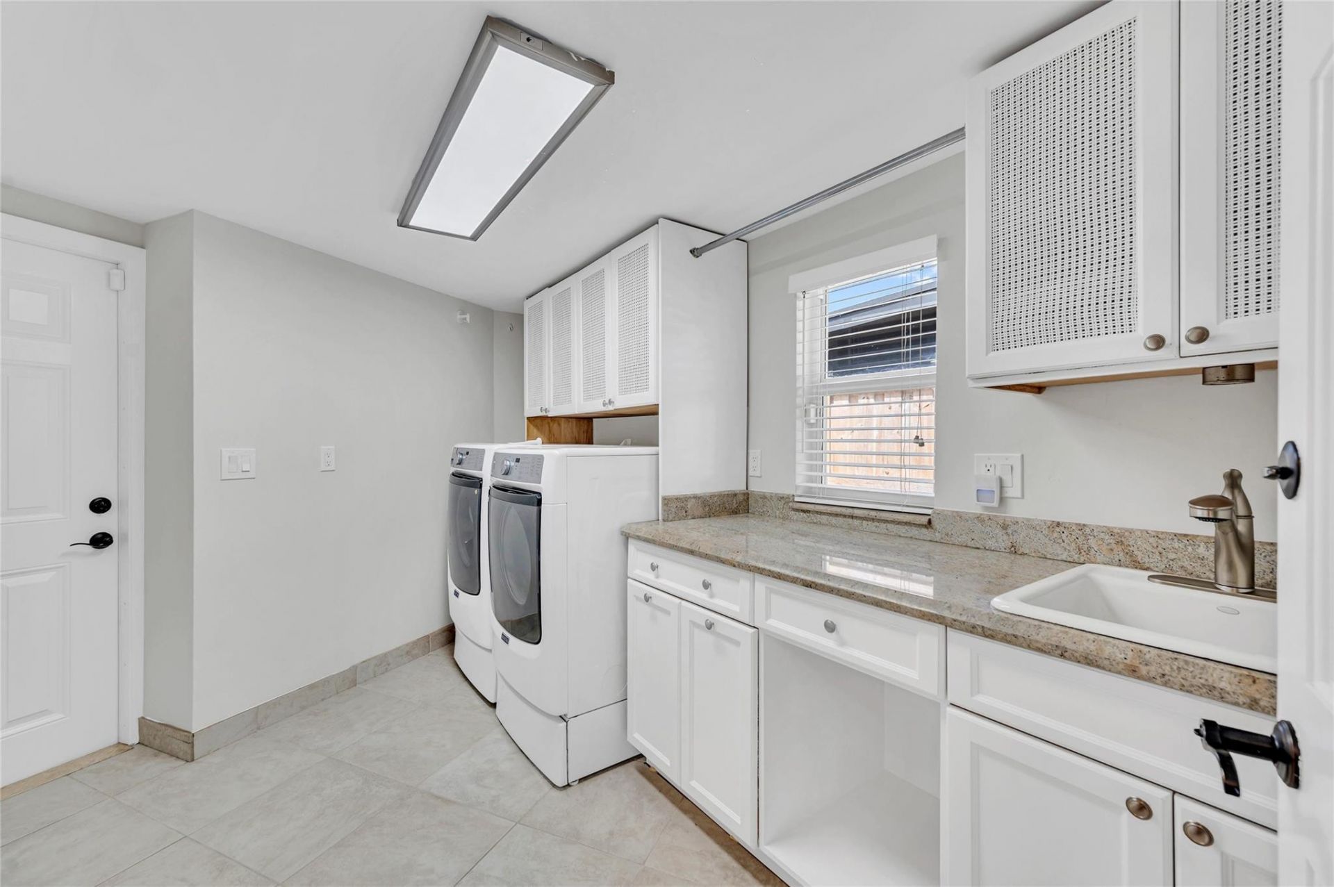 2100 Manatee Drive, Fort Lauderdale, FL 33316 Photo