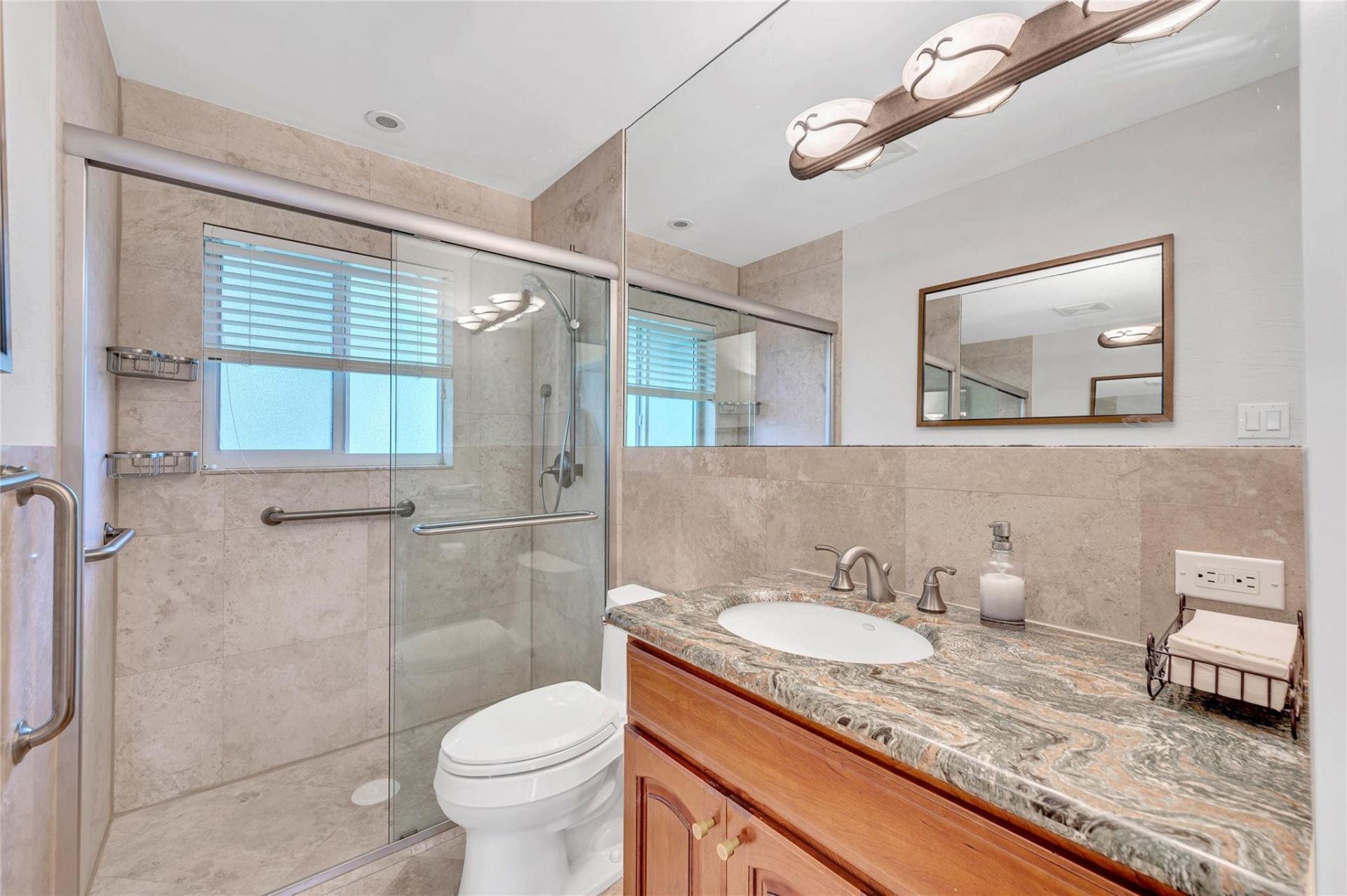 2100 Manatee Drive, Fort Lauderdale, FL 33316 Photo