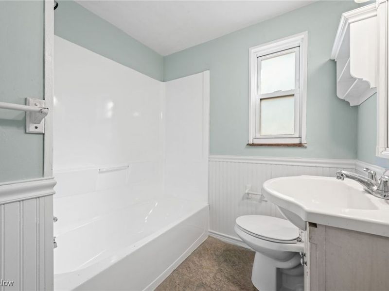 21000 Priday Avenue, Euclid, OH 44123 Photo 14