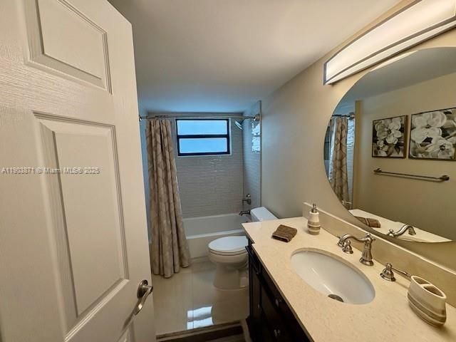 2334 S Cypress Bend Dr, Unit 501, Pompano Beach, FL 33069 Photo