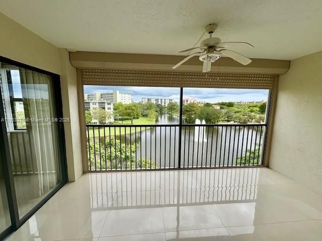2334 S Cypress Bend Dr, Unit 501, Pompano Beach, FL 33069 Photo