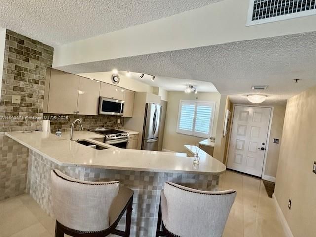 2334 S Cypress Bend Dr, Unit 501, Pompano Beach, FL 33069 Photo