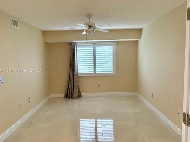 2334 S Cypress Bend Dr, Unit 501, Pompano Beach, FL 33069 Photo
