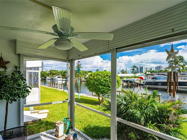 455 Paradise Isle Blvd, Unit 106, Hallandale Beach, FL 33009