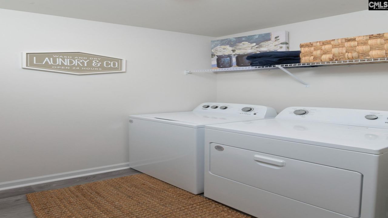 1054 Rampart Court Photo 24