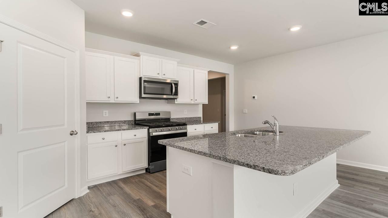 1054 Rampart Court Photo 36