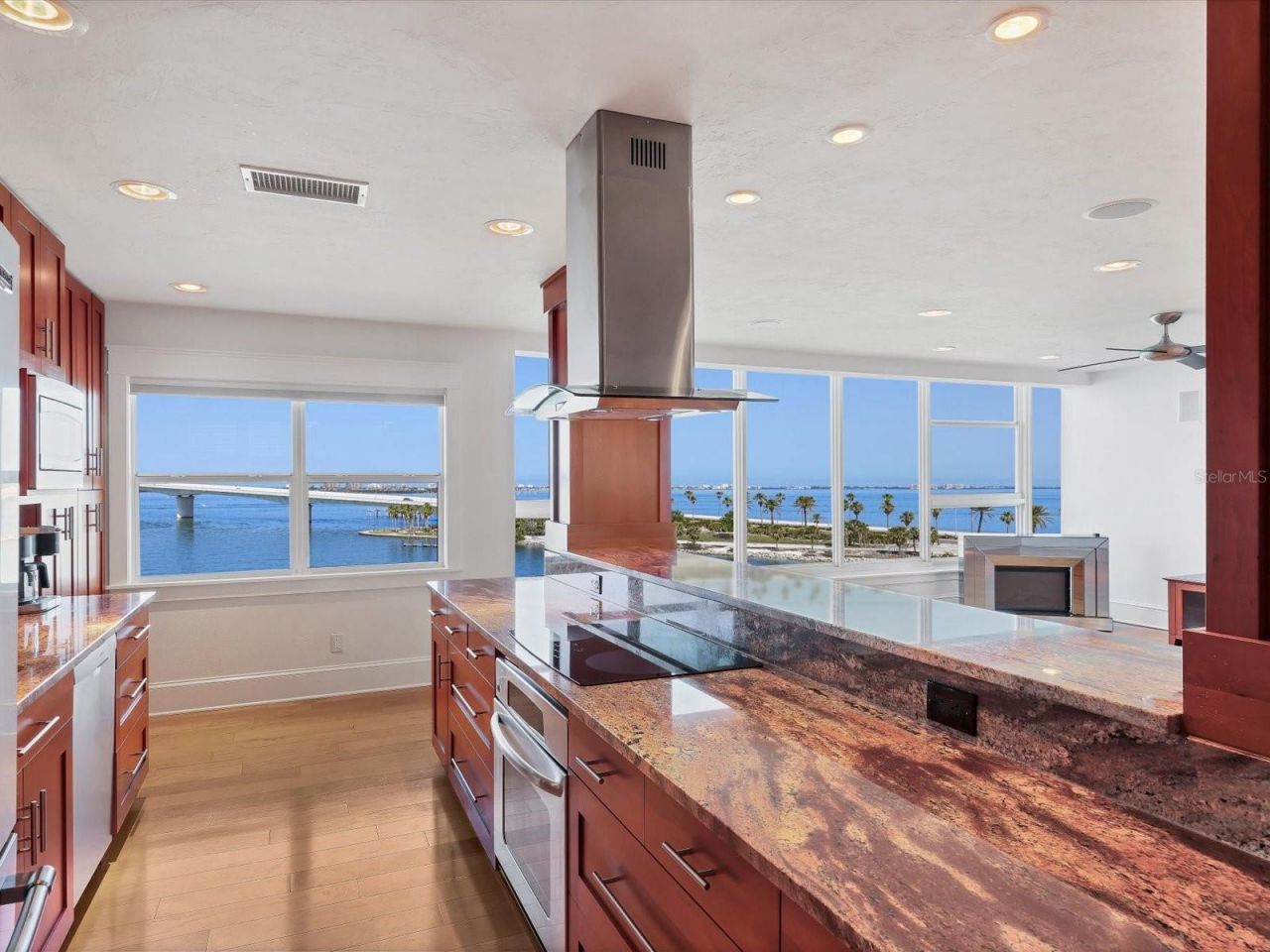 226 Golden Gate Point, Unit 63, Sarasota, FL 34236 Photo