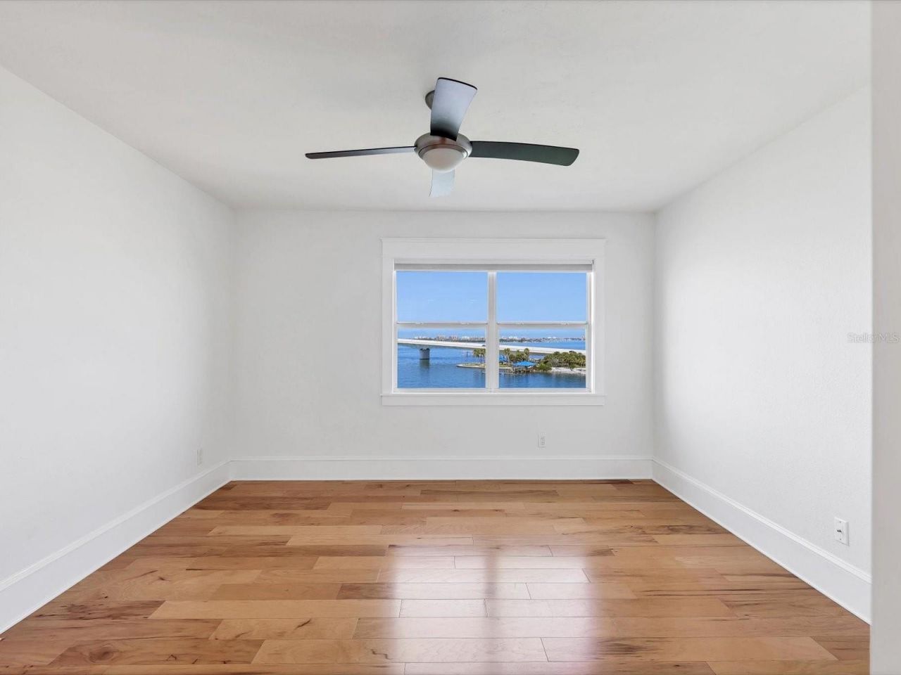 226 Golden Gate Point, Unit 63, Sarasota, FL 34236 Photo