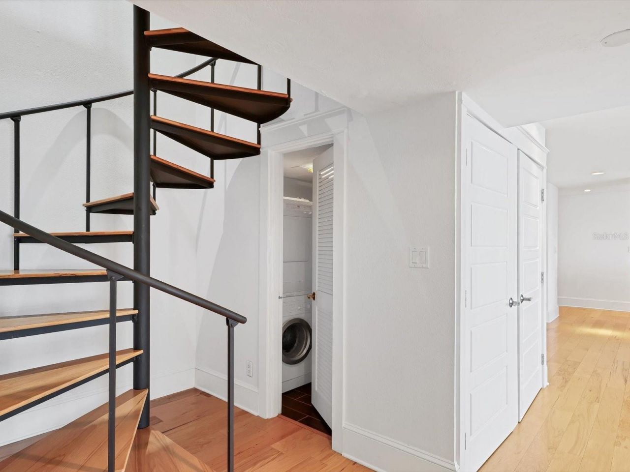 226 Golden Gate Point, Unit 63, Sarasota, FL 34236 Photo