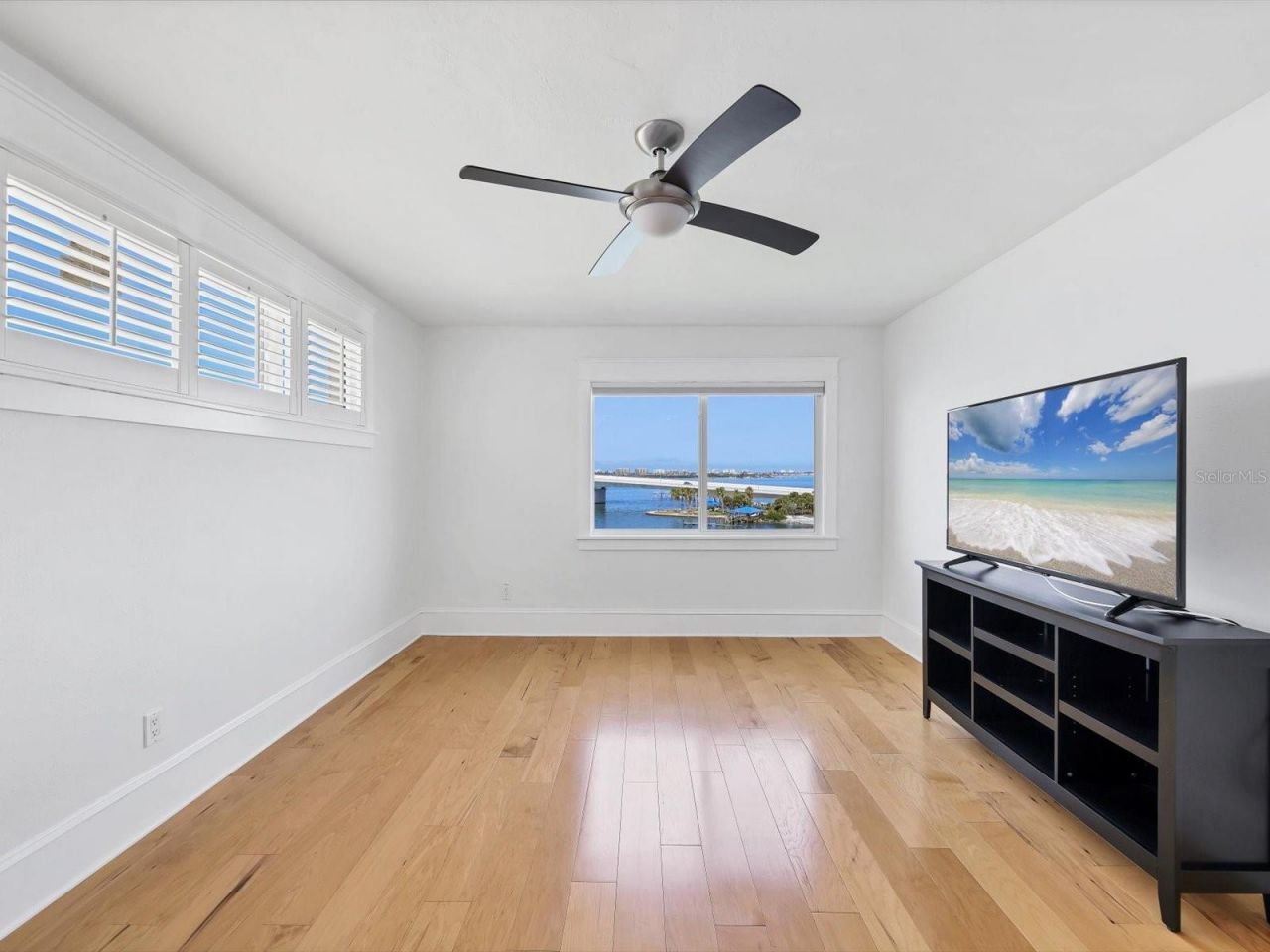 226 Golden Gate Point, Unit 63, Sarasota, FL 34236 Photo