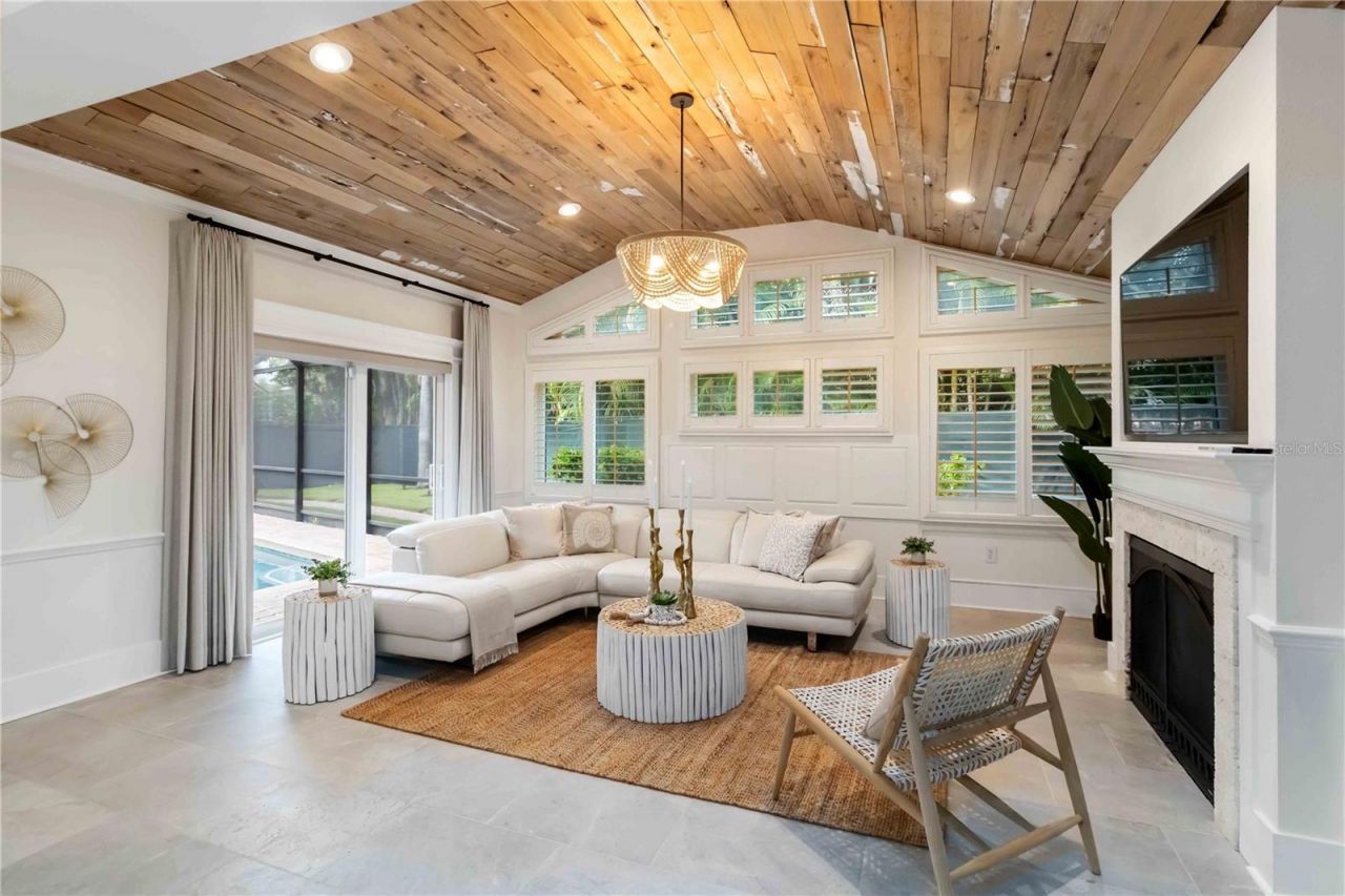 499 Partridge Circle, Sarasota, FL 34236 Photo