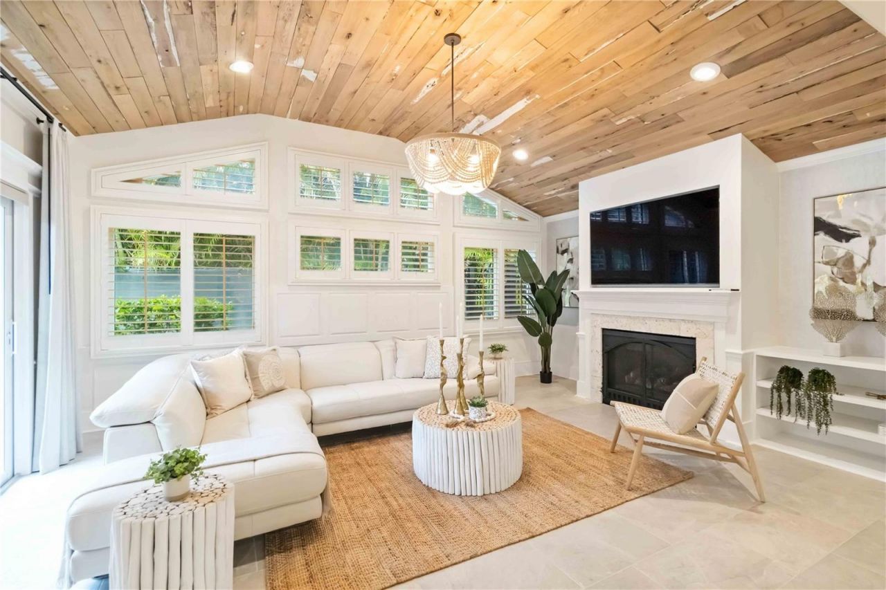 499 Partridge Circle, Sarasota, FL 34236 Photo