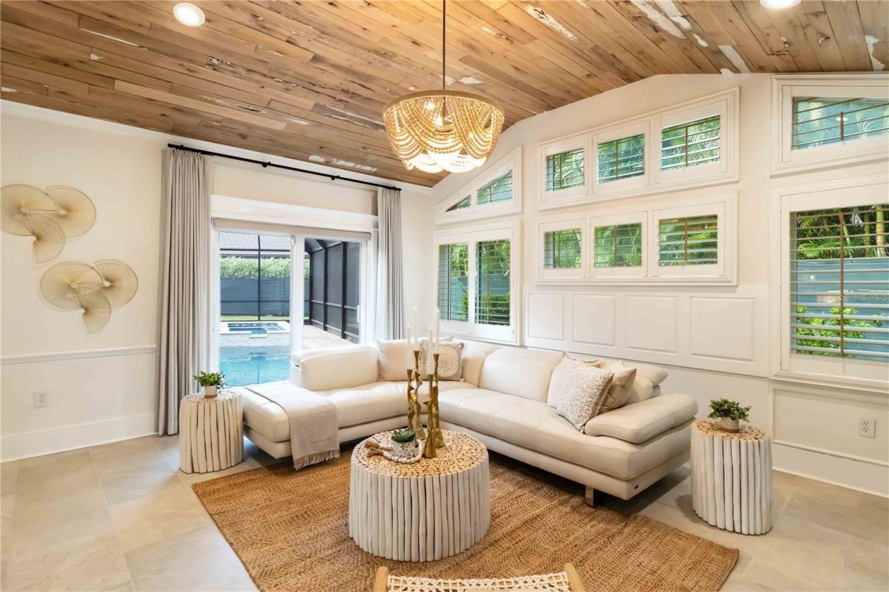 499 Partridge Circle, Sarasota, FL 34236 Photo