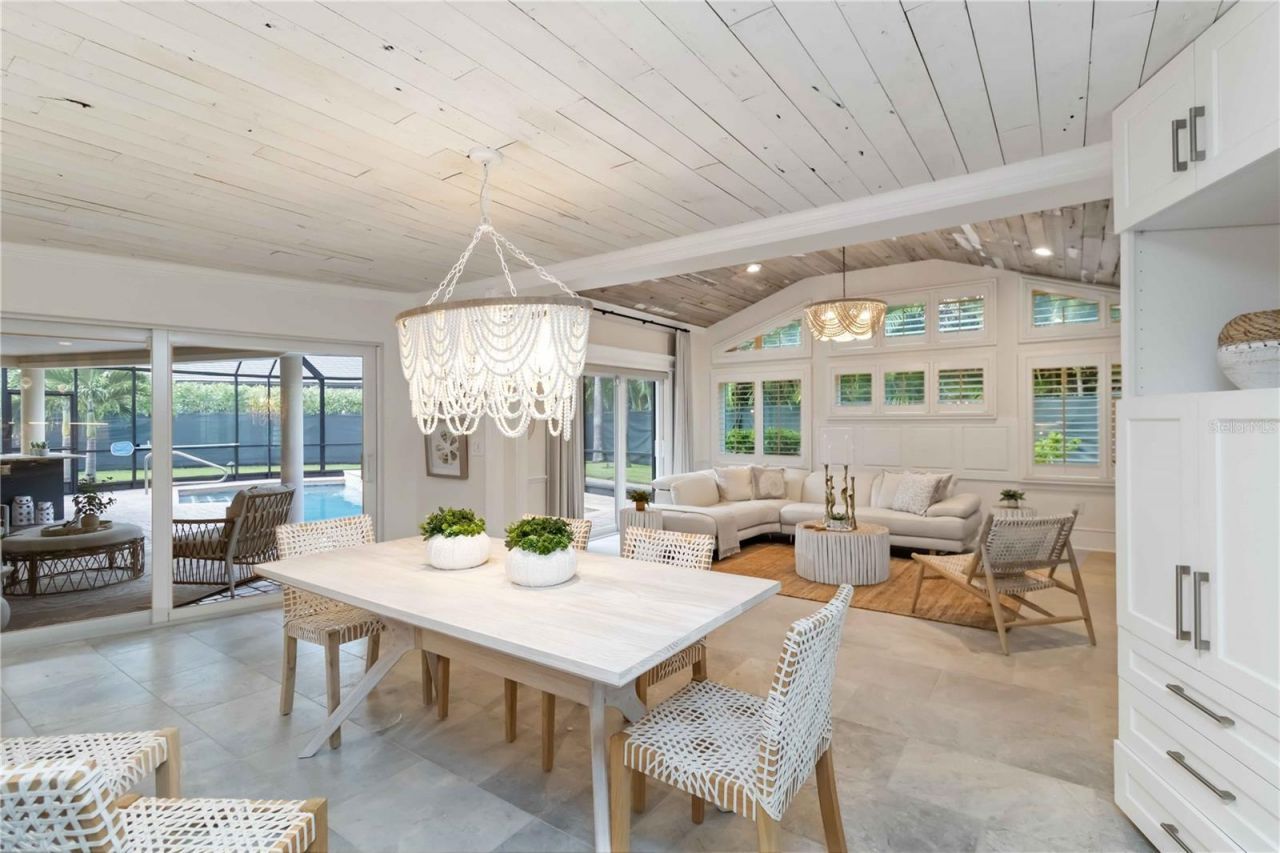 499 Partridge Circle, Sarasota, FL 34236 Photo