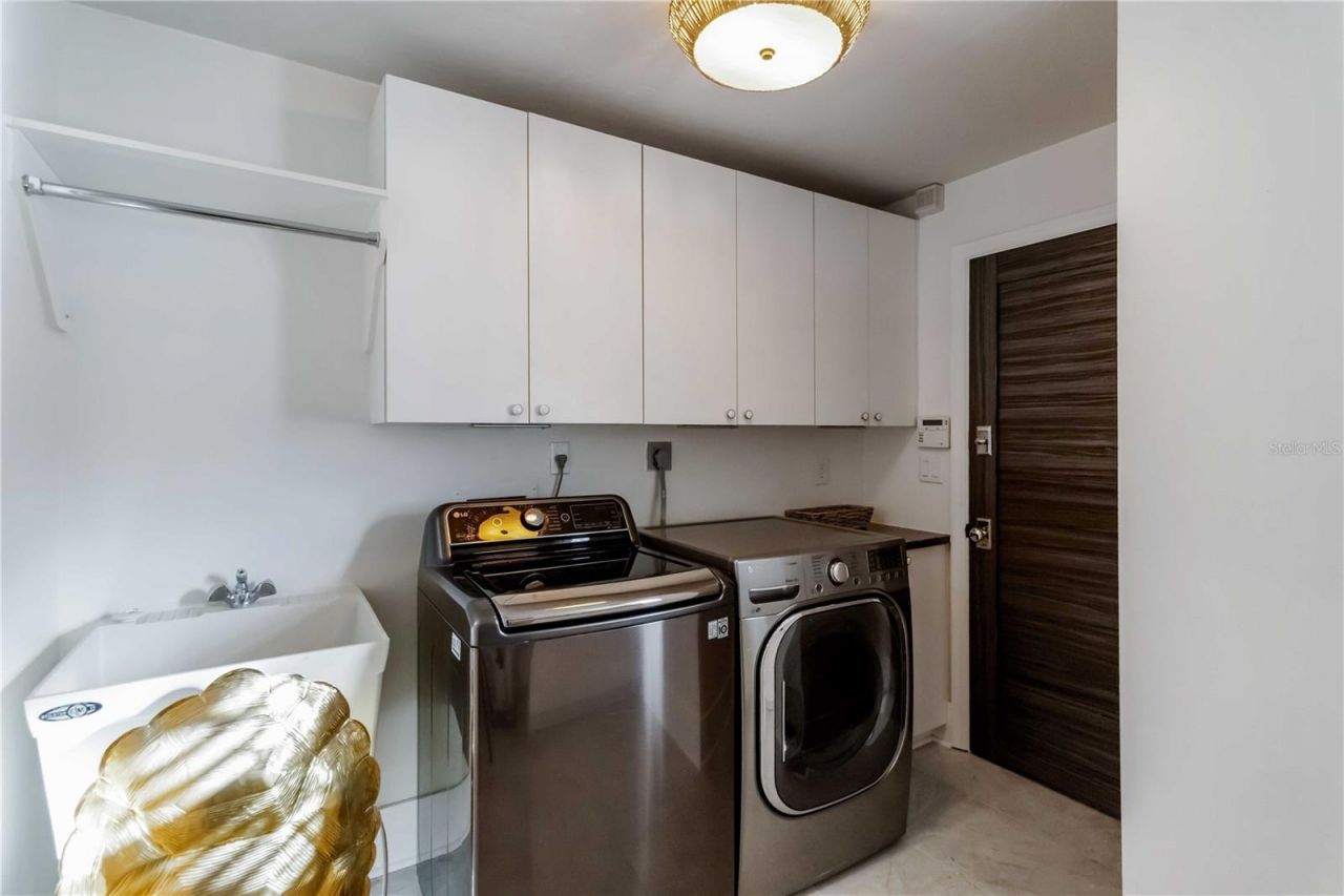 499 Partridge Circle, Sarasota, FL 34236 Photo