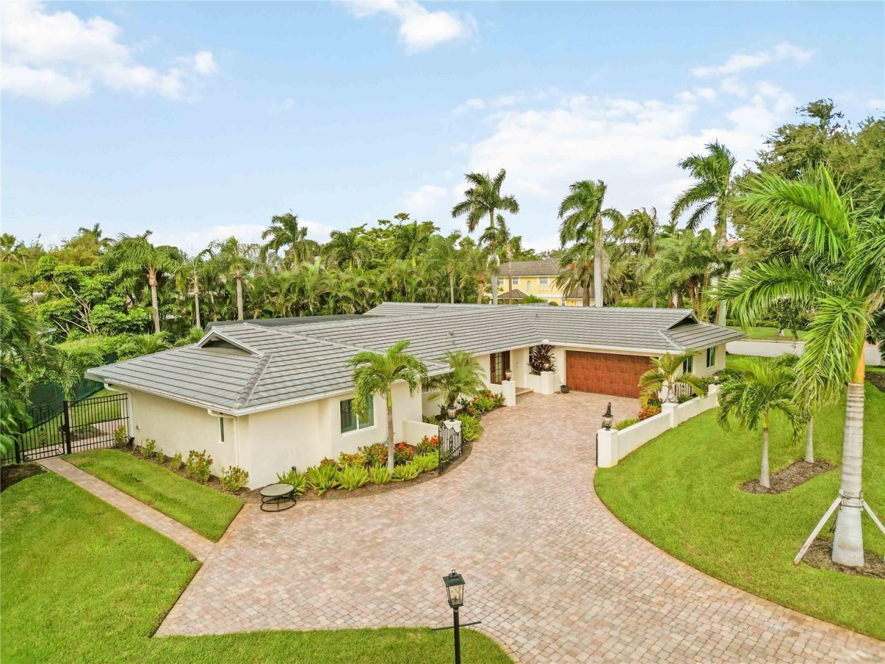 499 Partridge Circle, Sarasota, FL 34236 Photo