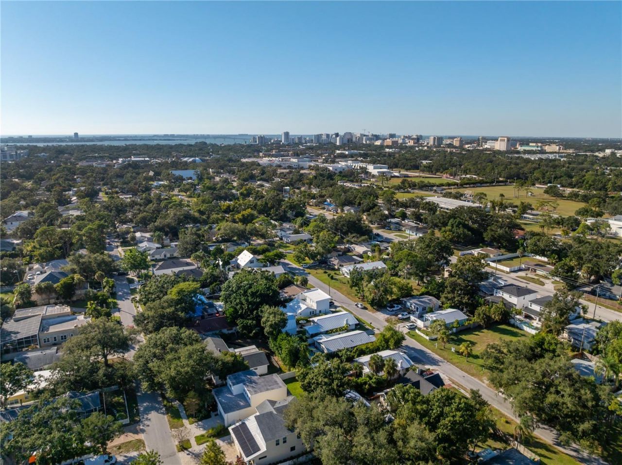 2530 Loma Linda Street, Sarasota, FL 34239 Photo