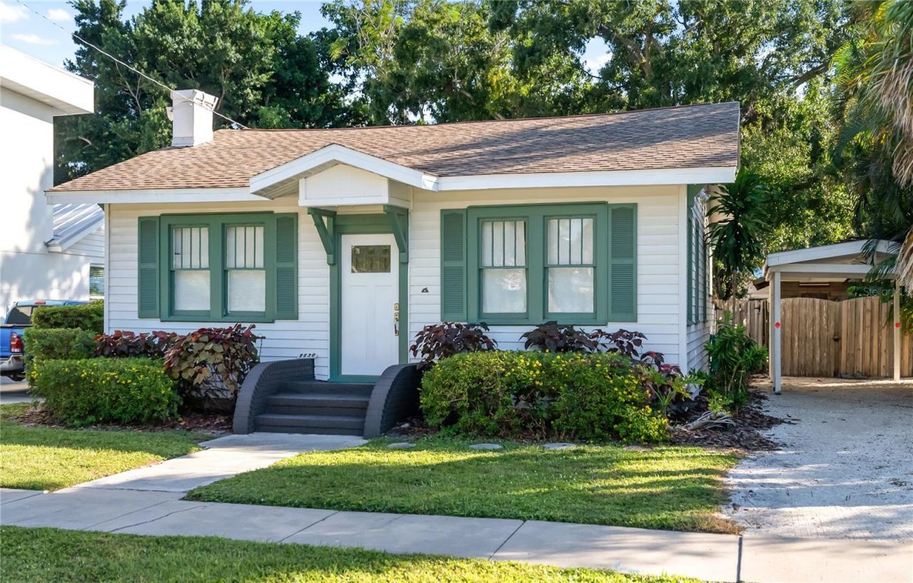 2530 Loma Linda Street, Sarasota, FL 34239 Photo