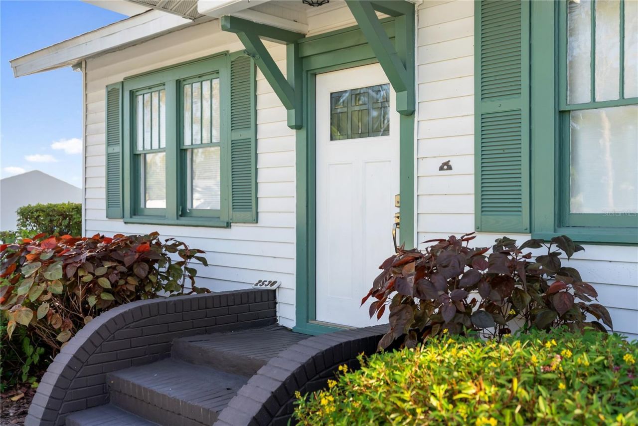 2530 Loma Linda Street, Sarasota, FL 34239 Photo