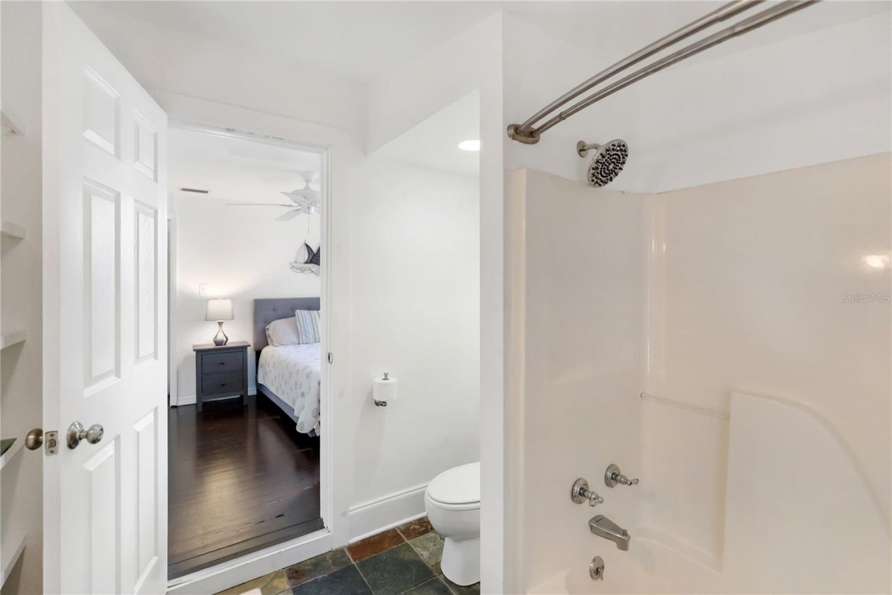 2530 Loma Linda Street, Sarasota, FL 34239 Photo