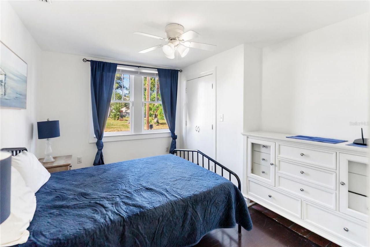 2530 Loma Linda Street, Sarasota, FL 34239 Photo