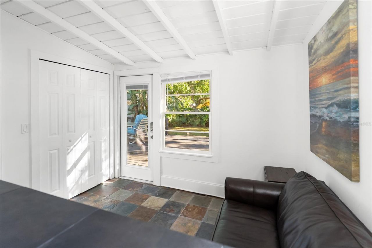 2530 Loma Linda Street, Sarasota, FL 34239 Photo