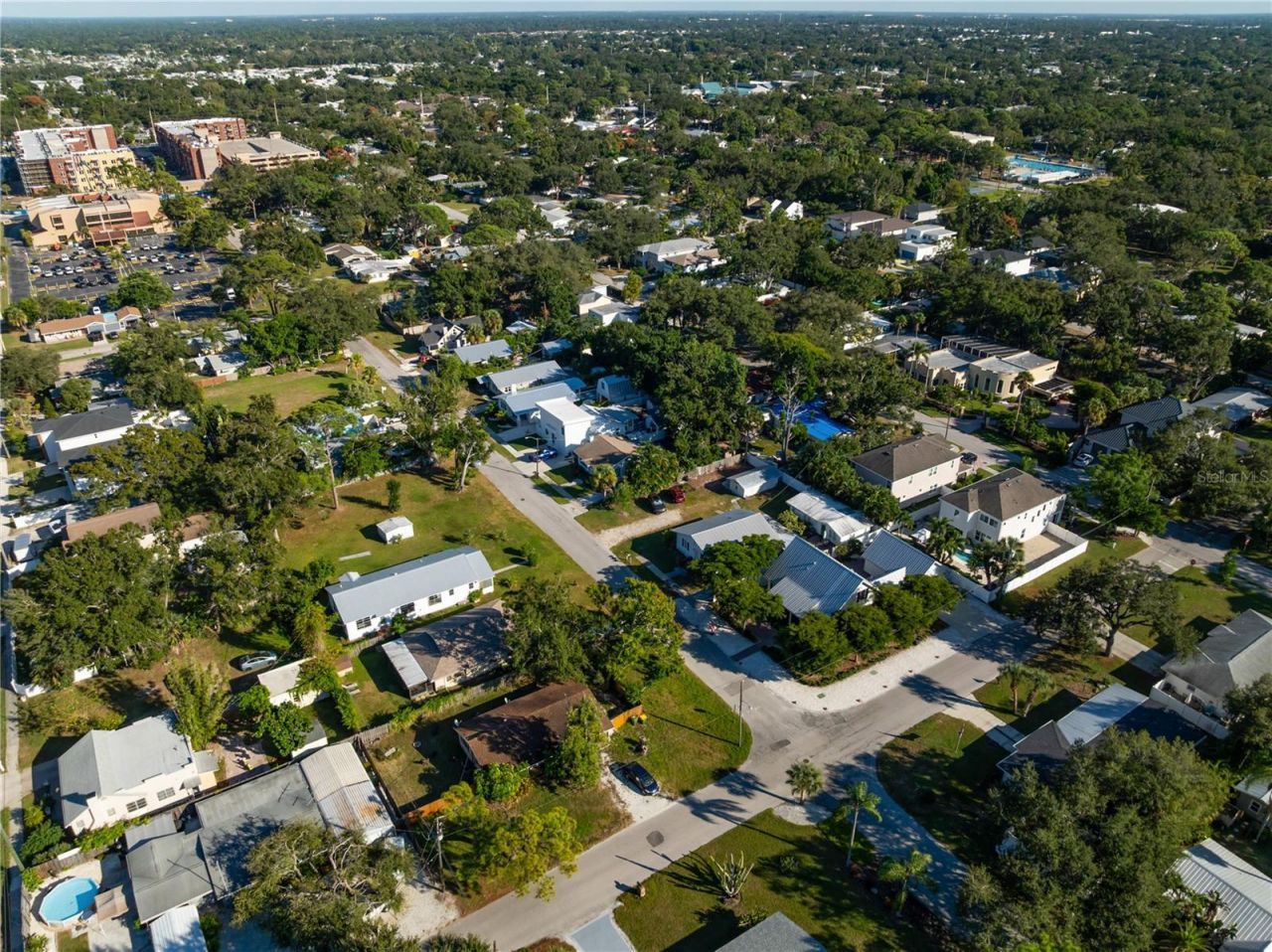 2530 Loma Linda Street, Sarasota, FL 34239 Photo