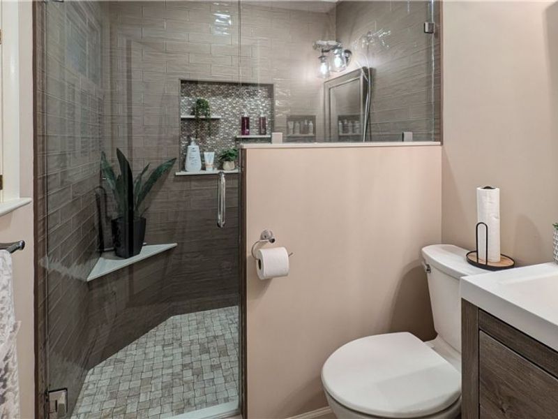 732 Forest Ridge Drive, Youngstown, OH 44512 Photo 15