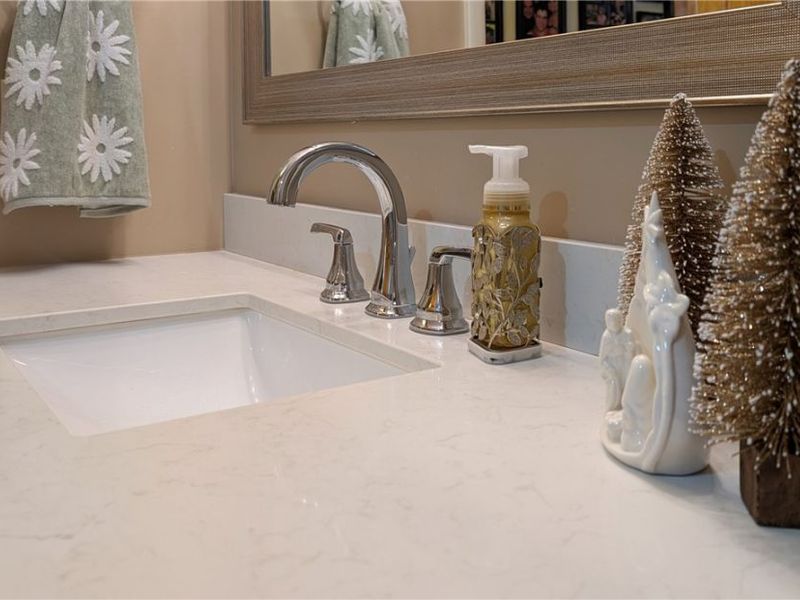 732 Forest Ridge Drive, Youngstown, OH 44512 Photo 24