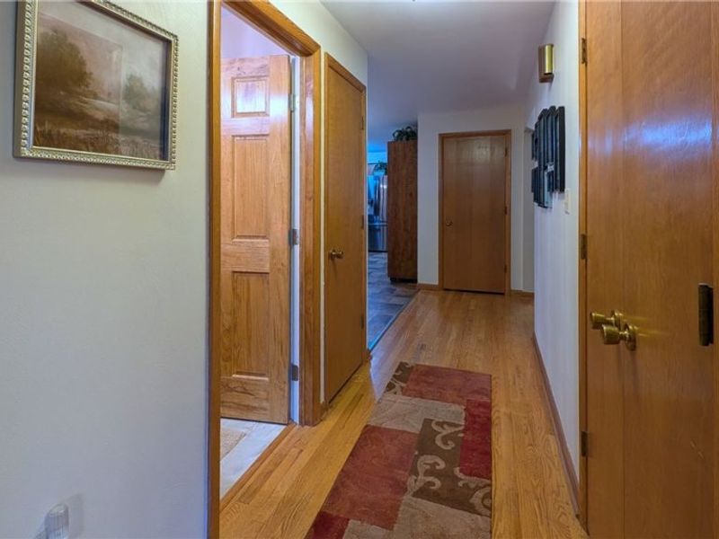 732 Forest Ridge Drive, Youngstown, OH 44512 Photo 25