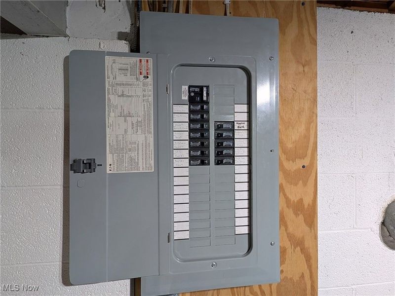 732 Forest Ridge Drive, Youngstown, OH 44512 Photo 28