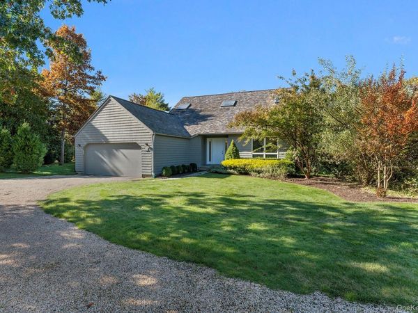 45 Huckleberry Lane, East Hampton, NY 11937