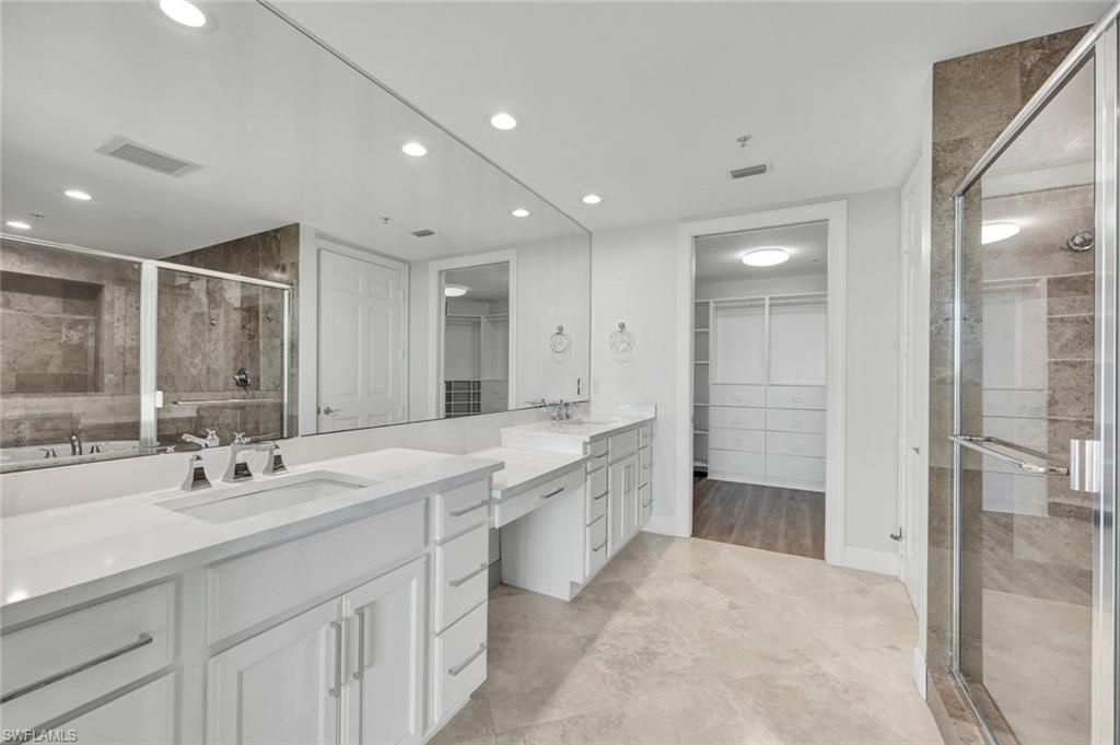 275 Indies Way, Unit 1703, Naples, FL 34110 Photo