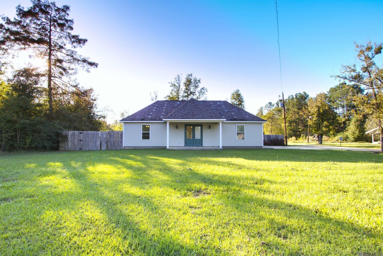 25090 D Hutchinson Rd, Holden, LA 70744 Main Photo