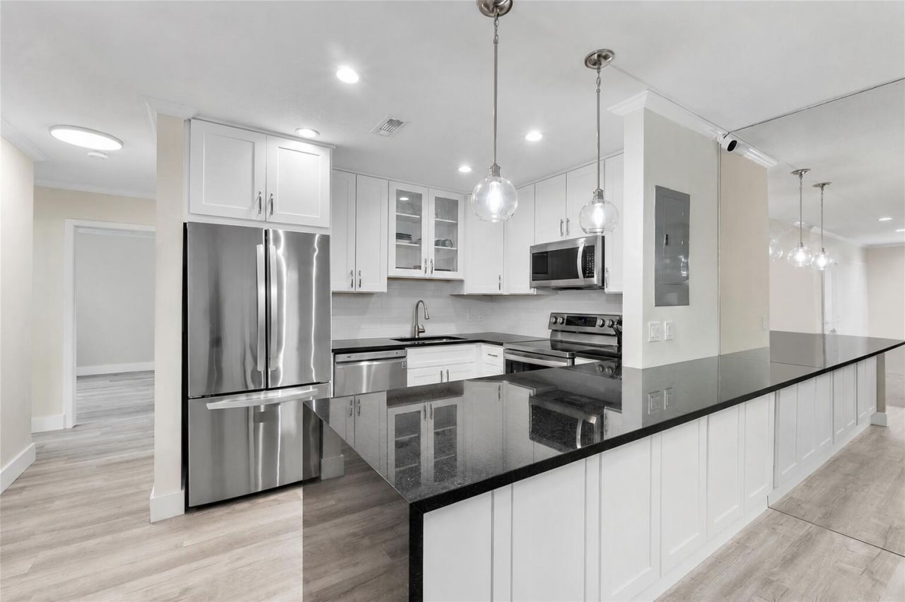 6205 Bay Club Drive, Unit 3, Fort Lauderdale, FL 33308 Photo