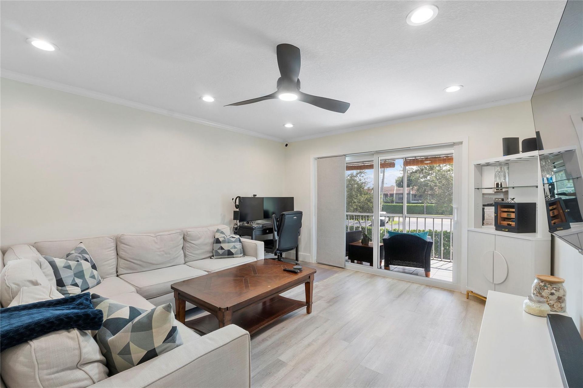 6205 Bay Club Drive, Unit 3, Fort Lauderdale, FL 33308 Photo