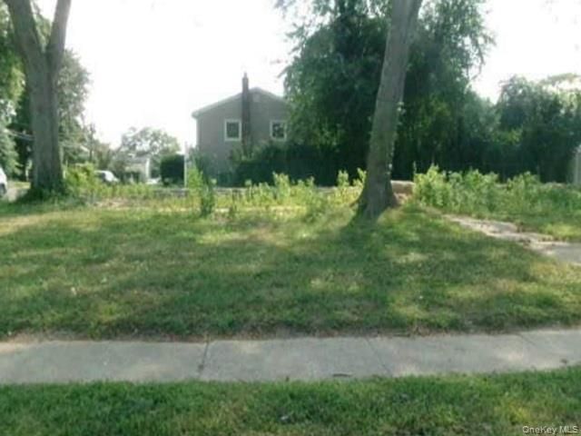 45 Carman Mill Road, Massapequa, NY 11758 Main Photo