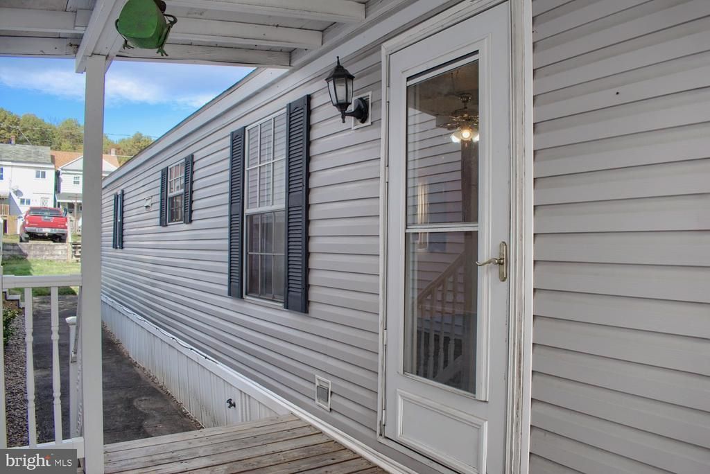 129 Saylor Street W, Mount Carmel, PA 17851 Main Photo