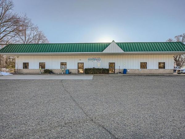 1369 Main Street, Houlton, WI 54082