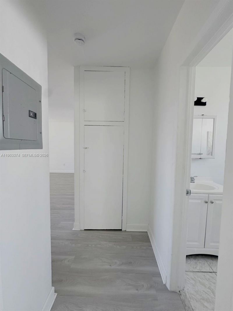 1955 Normandy Dr, Unit 6, Miami Beach, FL 33141 Photo