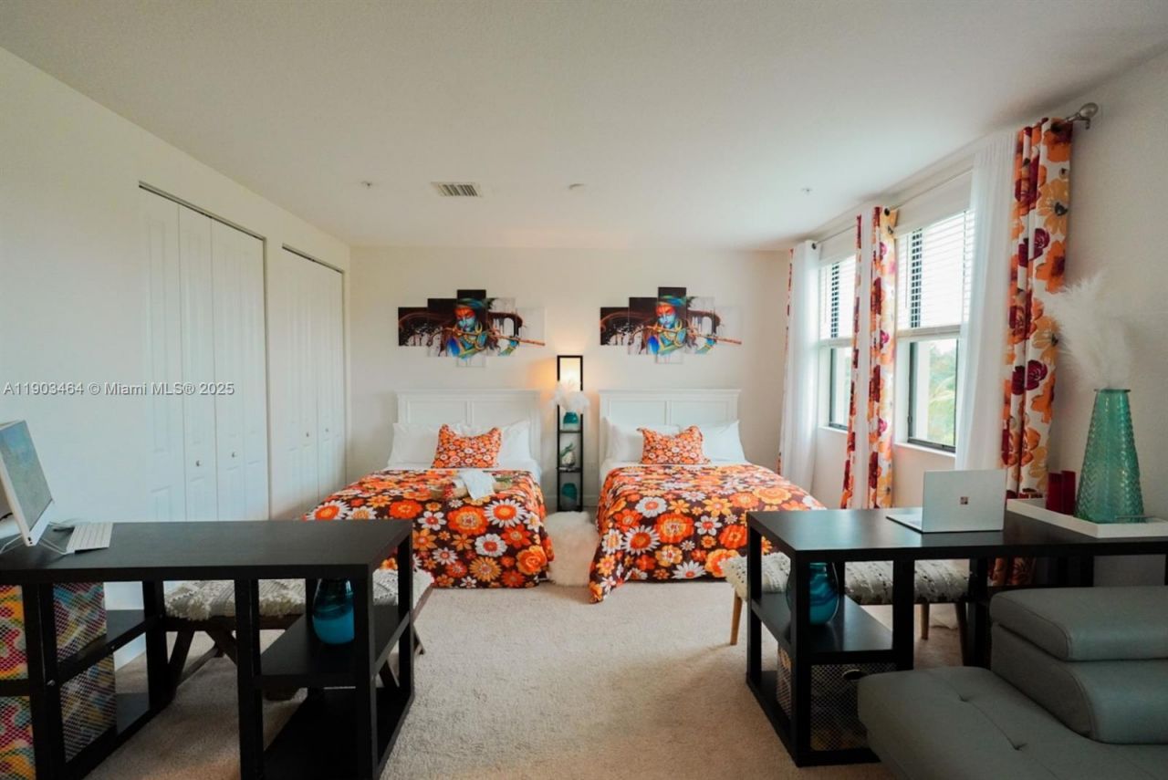 2954 NW 124th Way, Sunrise, FL 33323 Photo