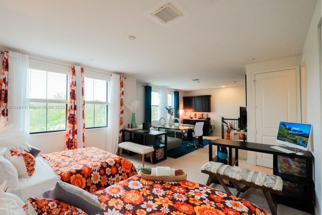 2954 NW 124th Way, Sunrise, FL 33323 Photo