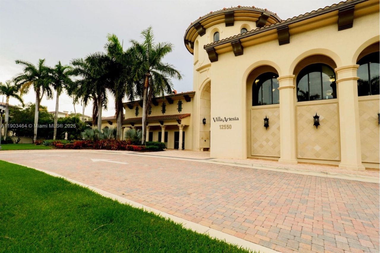 2954 NW 124th Way, Sunrise, FL 33323 Photo